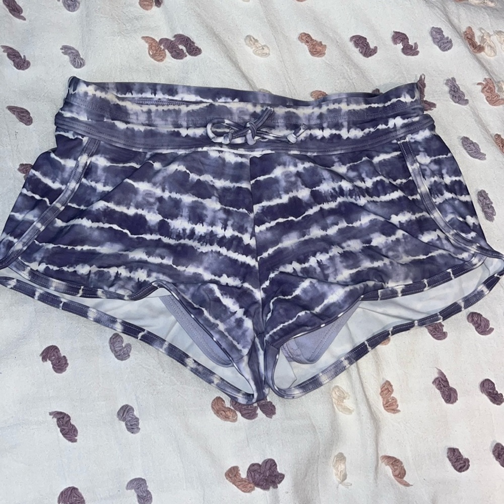 Athleta girl purple tie dye cannonball shorts size 12